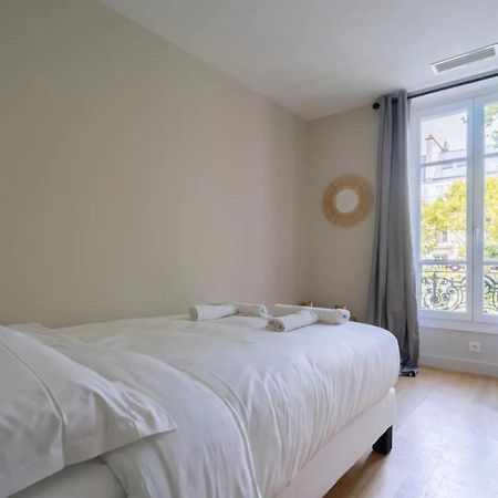 Stylish 2 Bedroom Apartment In Parigi Esterno foto